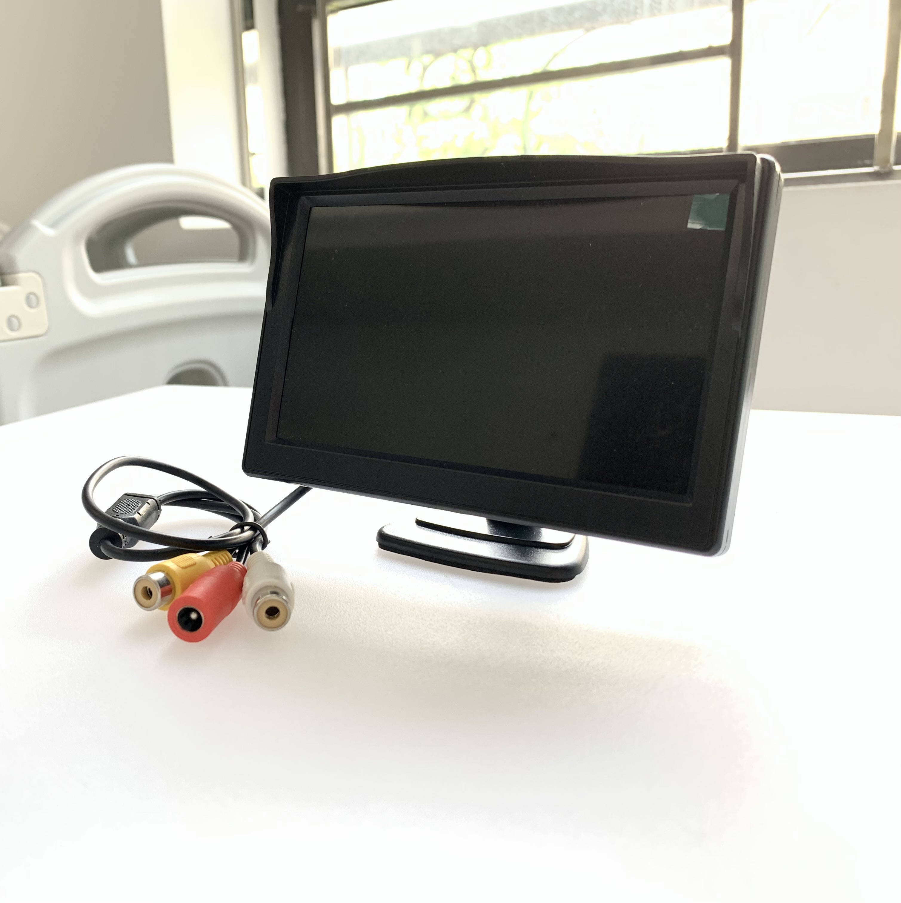 Màn Hình taplo 5 Inch Trên Ô Tô Hiển Thị Đa Năng