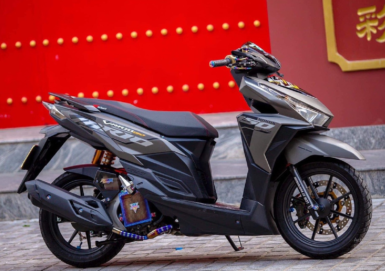Đánh giá xe Honda Vario 150 2018 độ khủng tại Sài thành