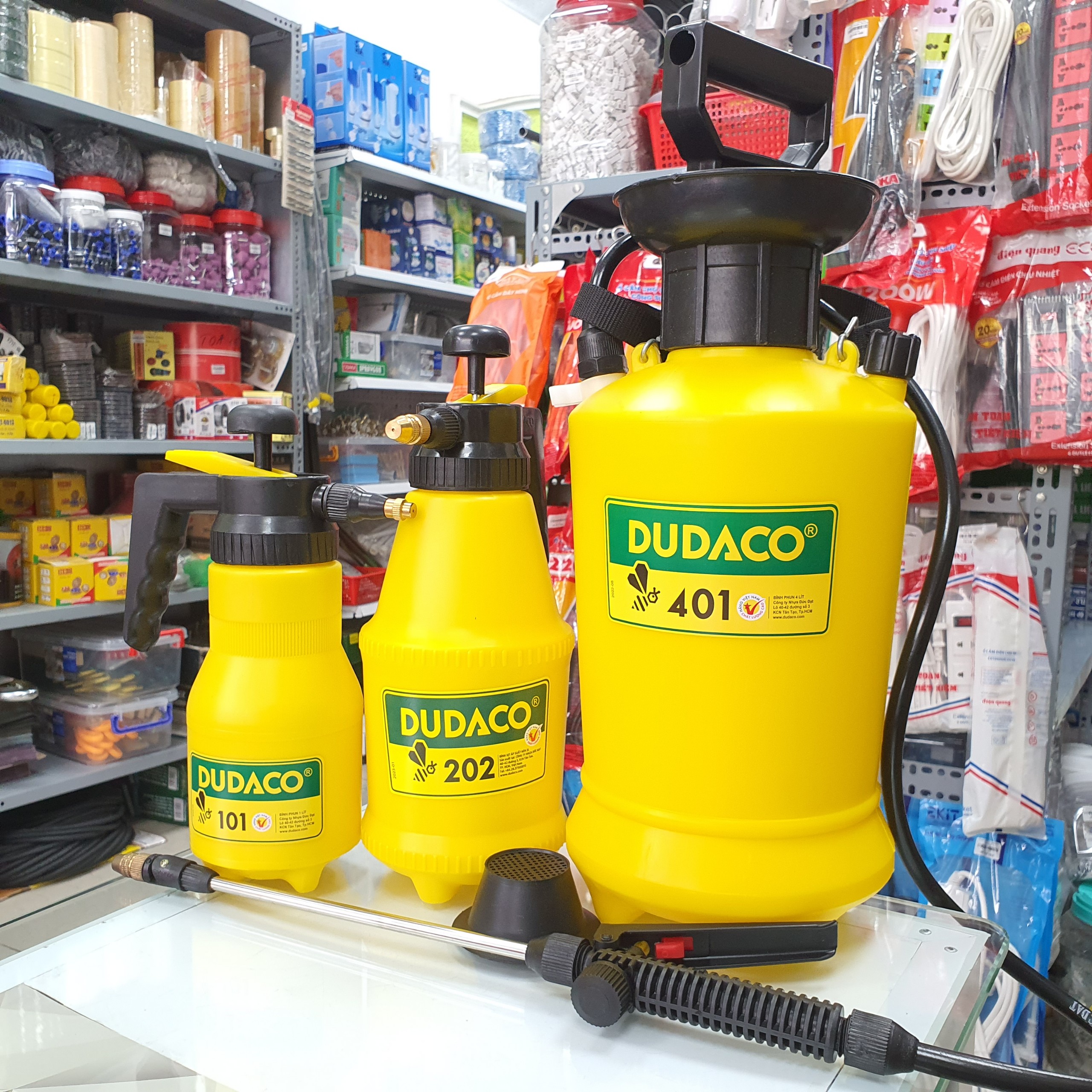 Bình phun xịt nước tưới cây cảnh, bình phun xịt thuốc 1 lít 2 lít 4 lít Dudaco
