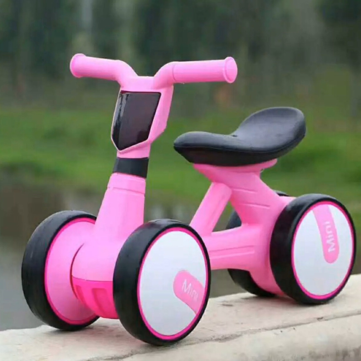 Xe chòi chân mini bike có nhạc, đèn