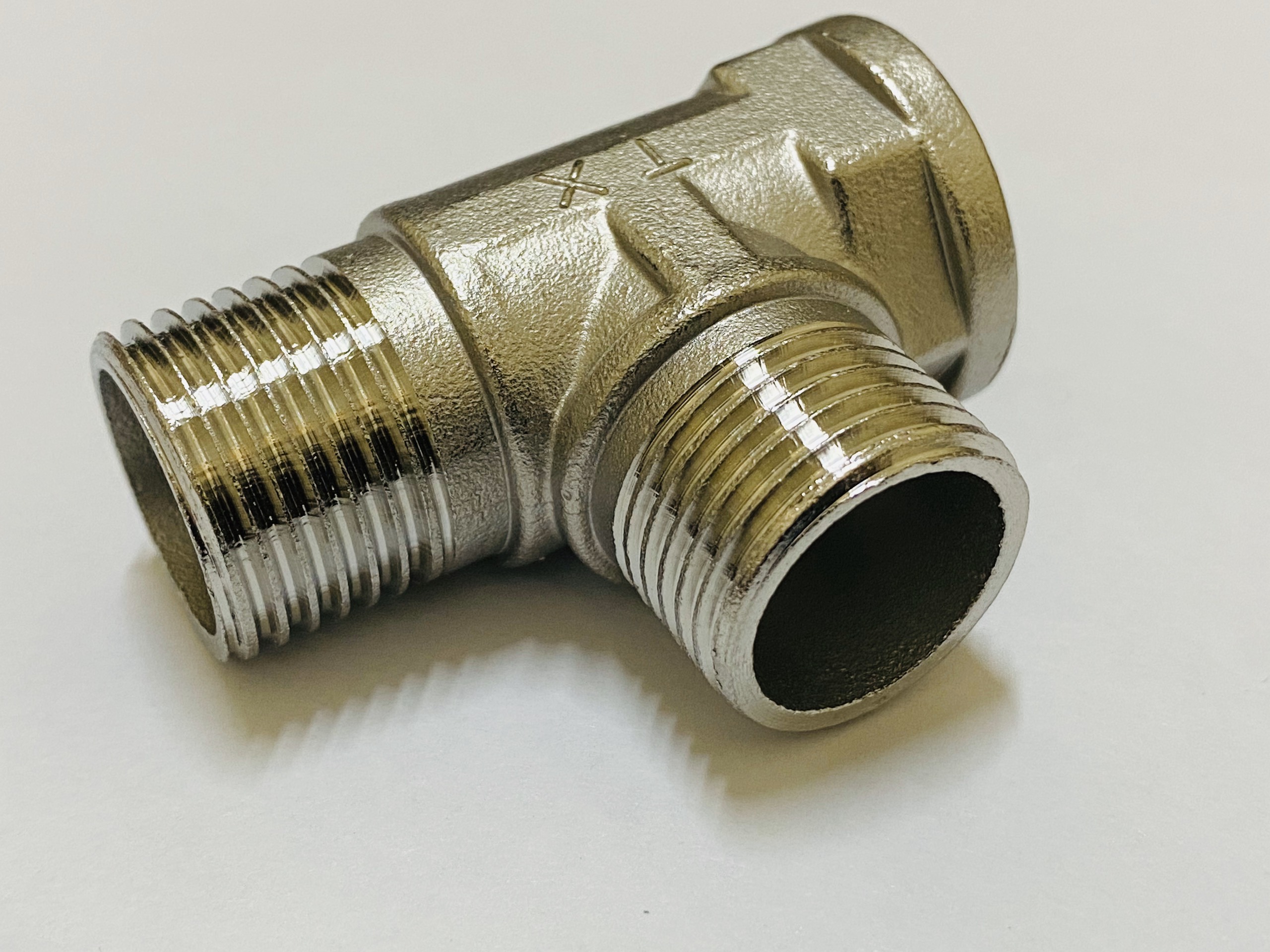 T cầu vệ sinh, ngã chia 3 vòi xịt và bồn cầu (Đầu răng cố định)