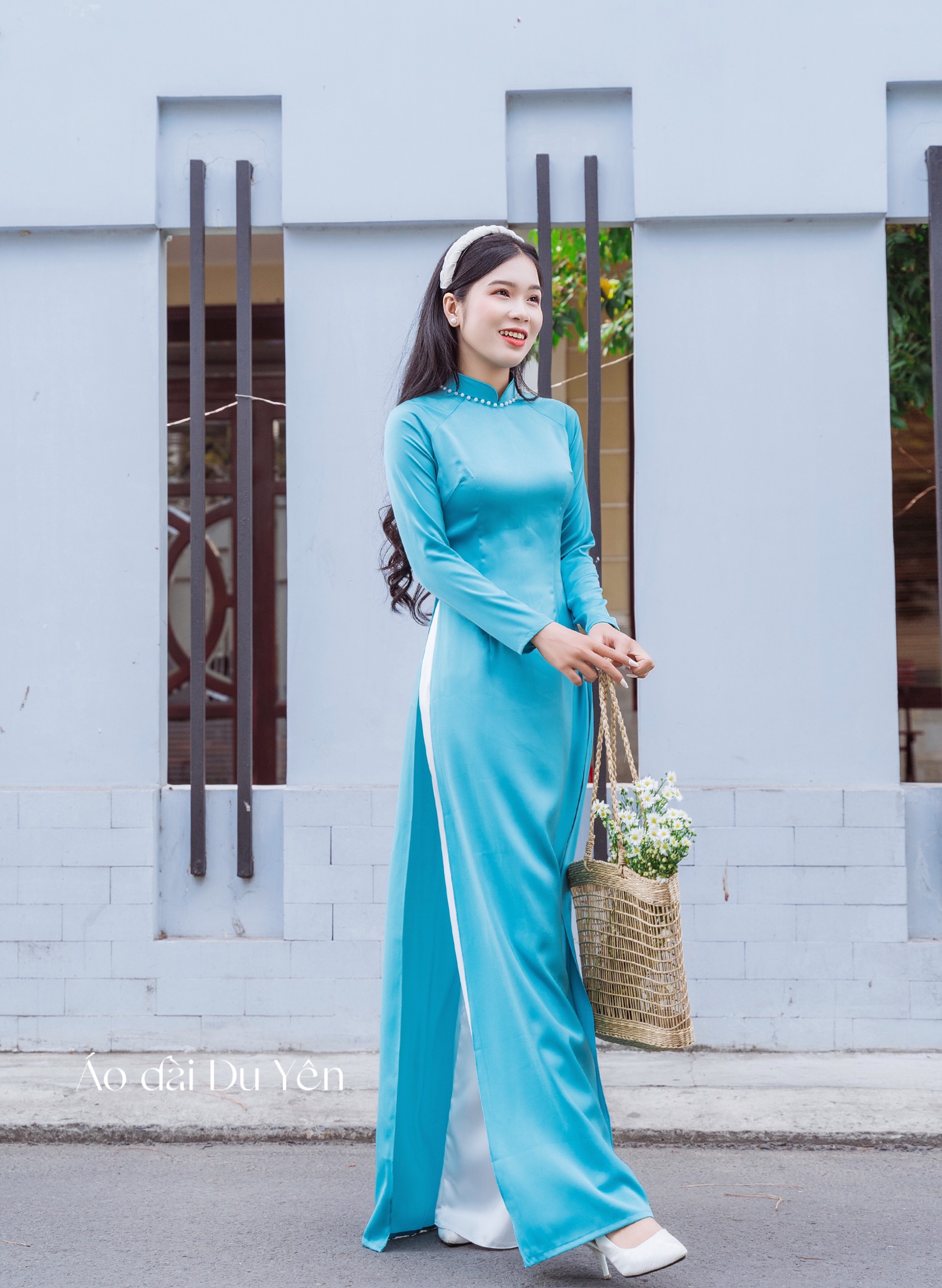 Áo dài truyền thống lụa tây thi, áo dài nhã xanh trời