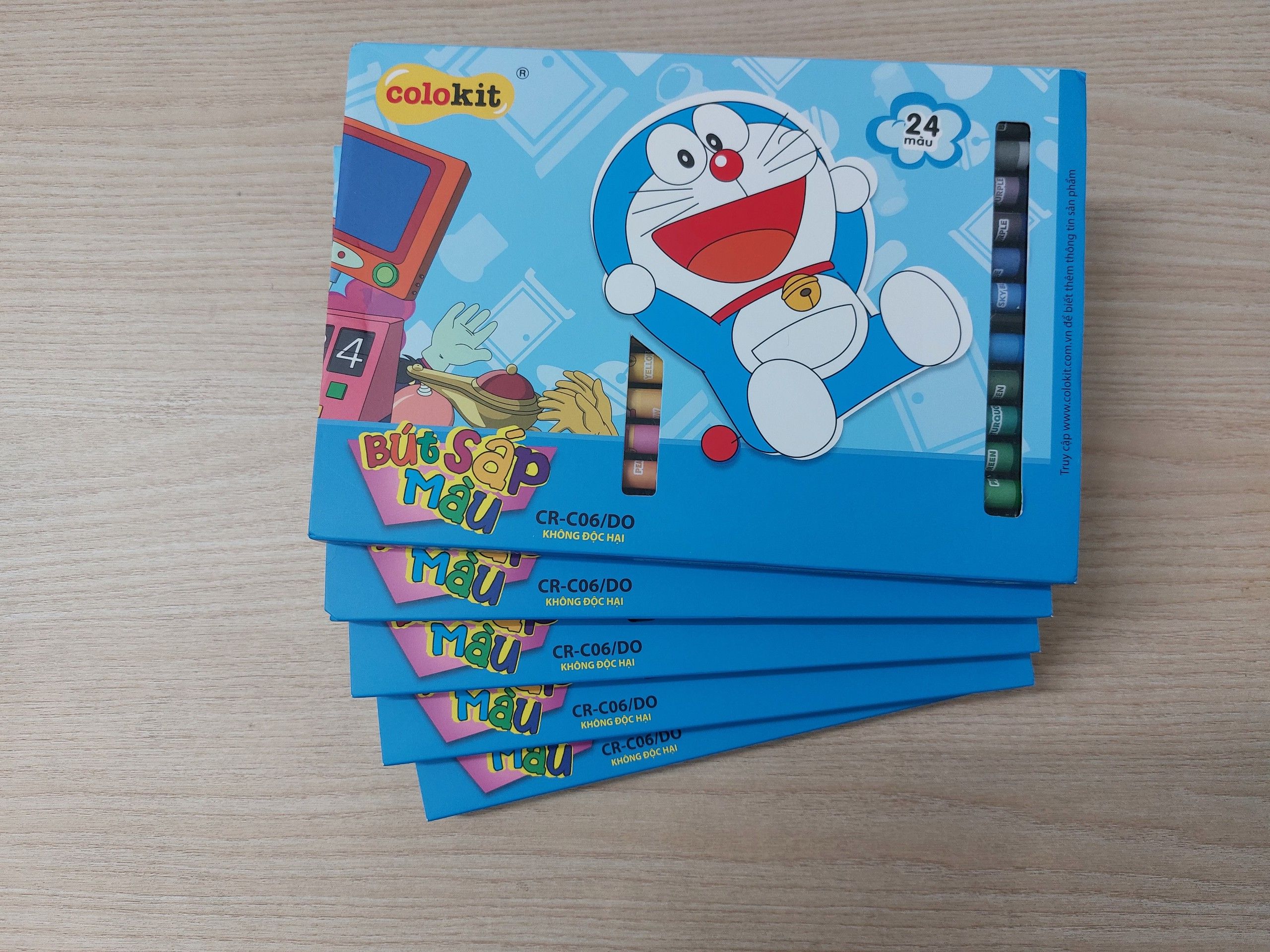 Bút Sáp Màu Doraemon 24 màu Thiên Long