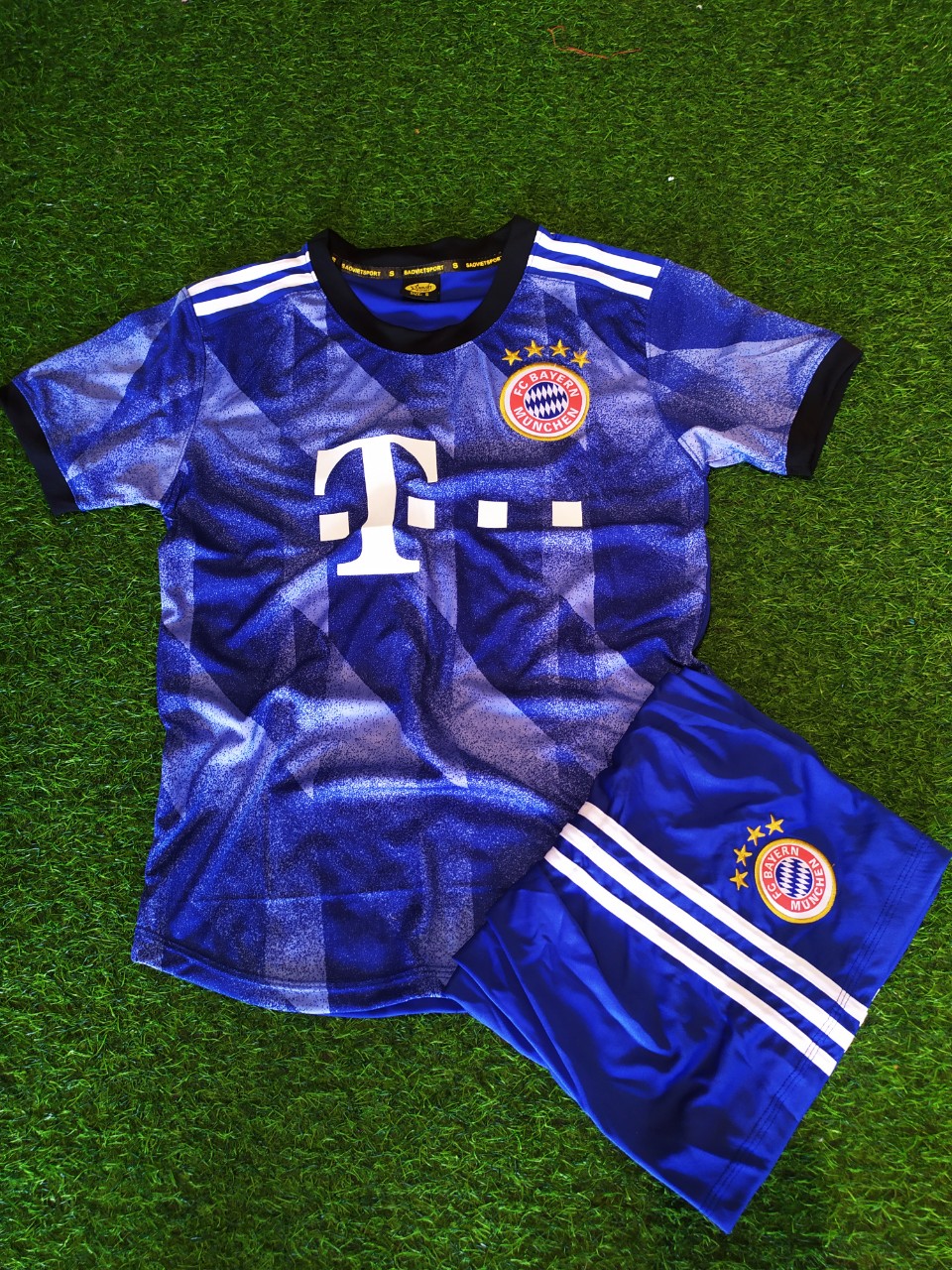 Bộ quần áo đá banh clb bayer munich mới nhất 2021/2022