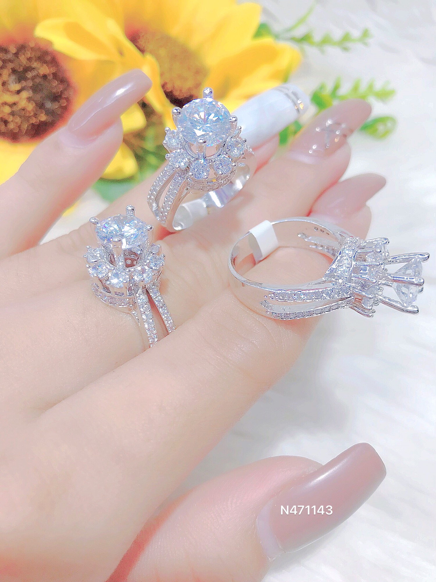 N471143 Nhẫn nữ UHA mạ vàng 18K bền màu - đính đá cz cao cấp - thiết kế sang trọng thanh lịch