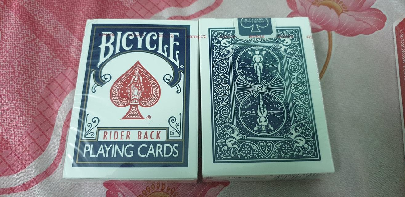 Bộ bài lụa Bicycle Rider back dùng cho ảo thuật hoặc chơi bài (Nhiều màu)