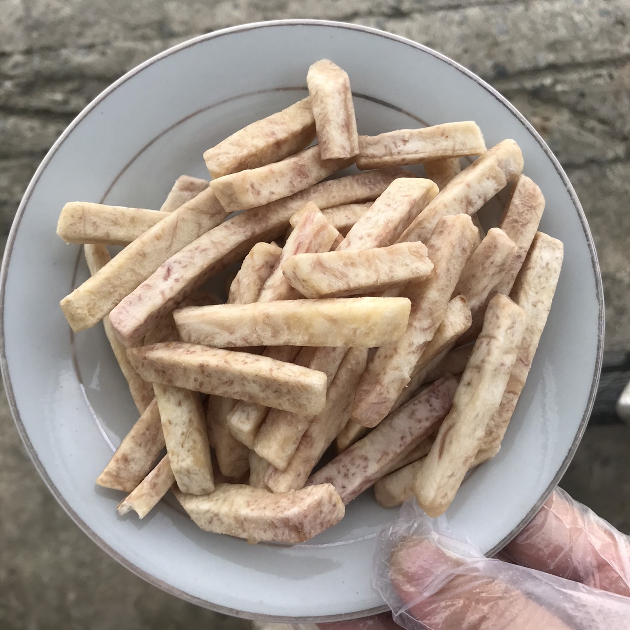 1KG KHOAI MÔN SẤY GIÒN VỠ ĐÔI KHÔNG ĐƯỜNG