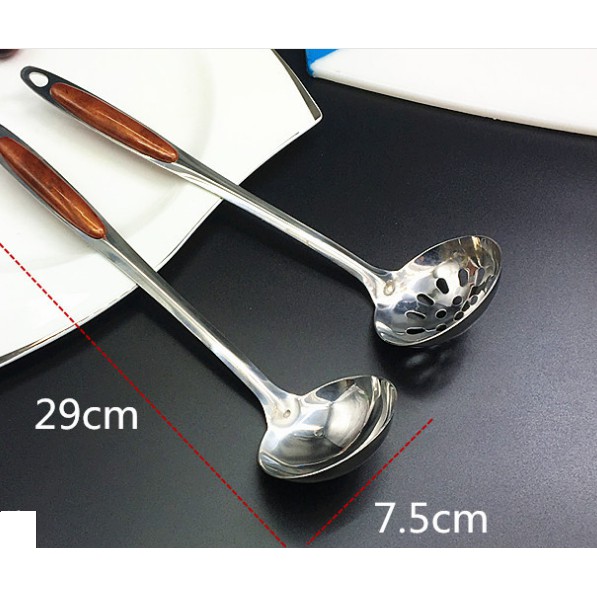 Muỗng múc canh inox cán gỗ chống nóng cao cấp
