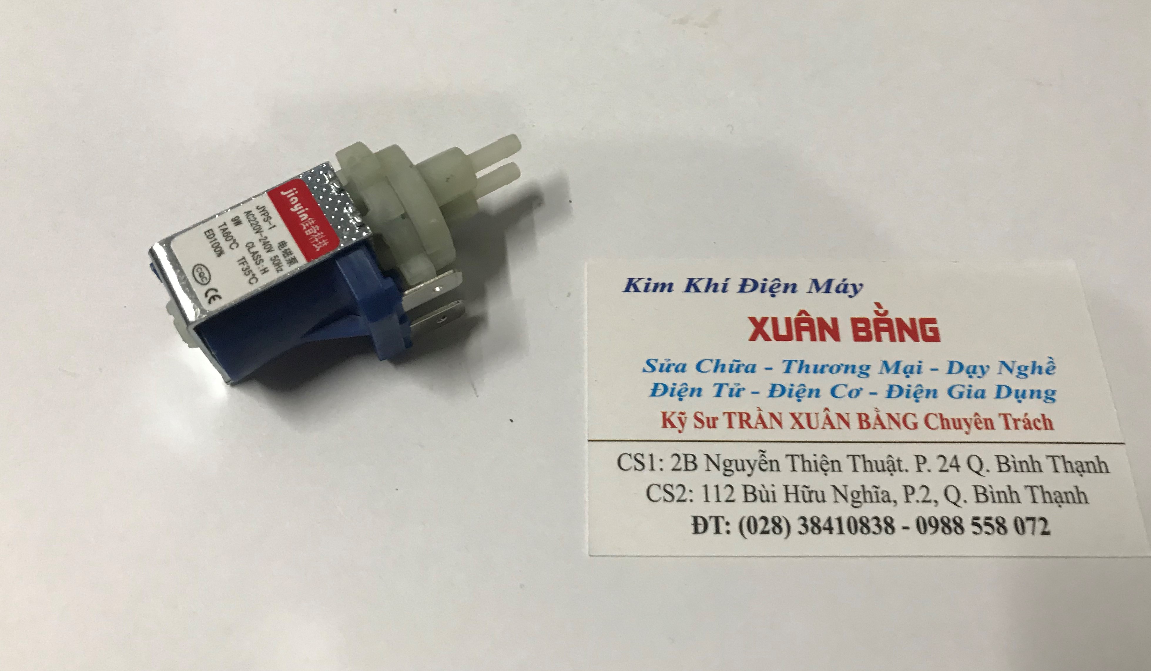 Bơm bàn ủi hơi nước cầm tay 9 W