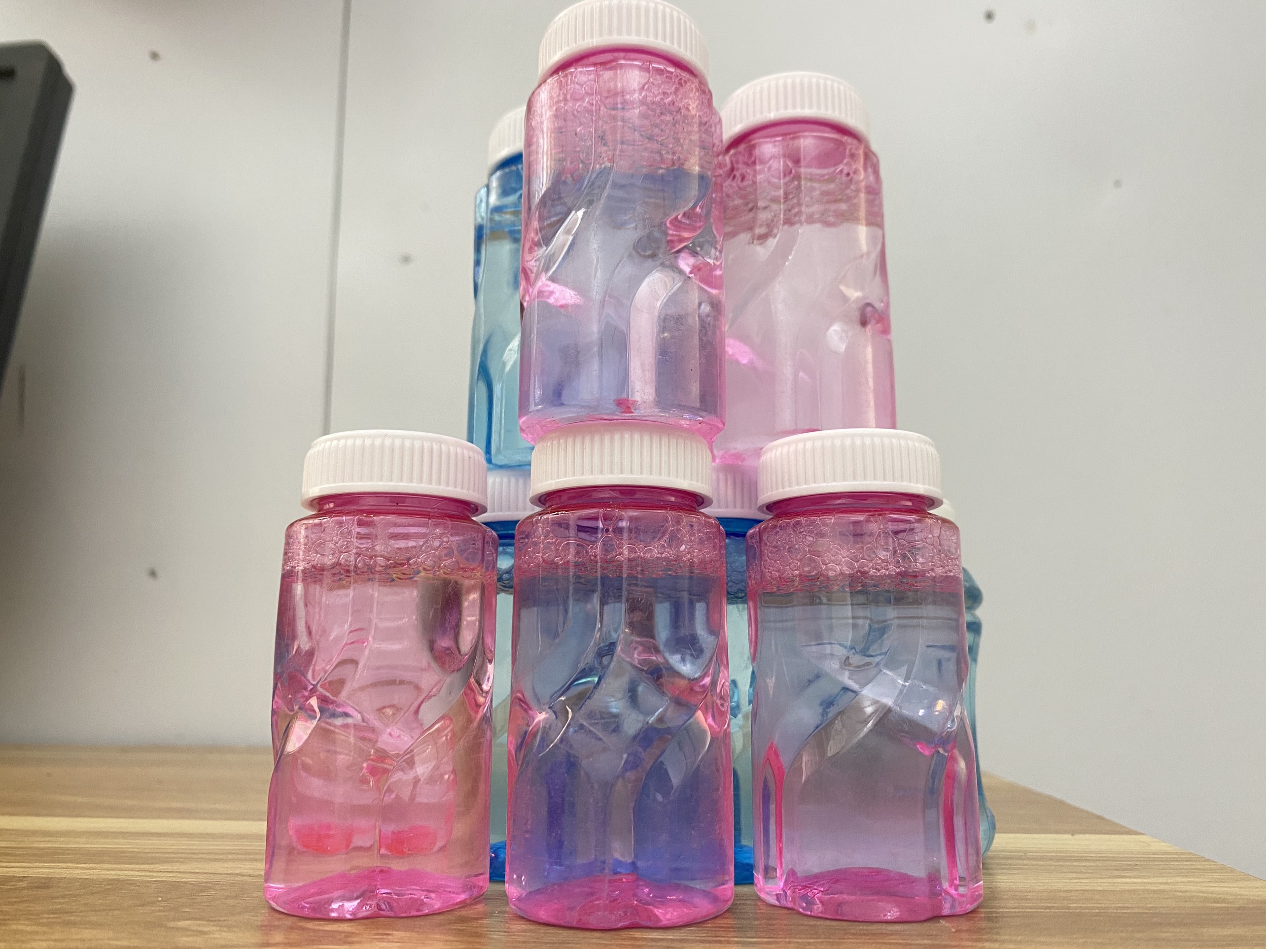 Nước tạo bọt bong bóng không làm hại da tay thơm tho Tinh dầu thay thế loại 1