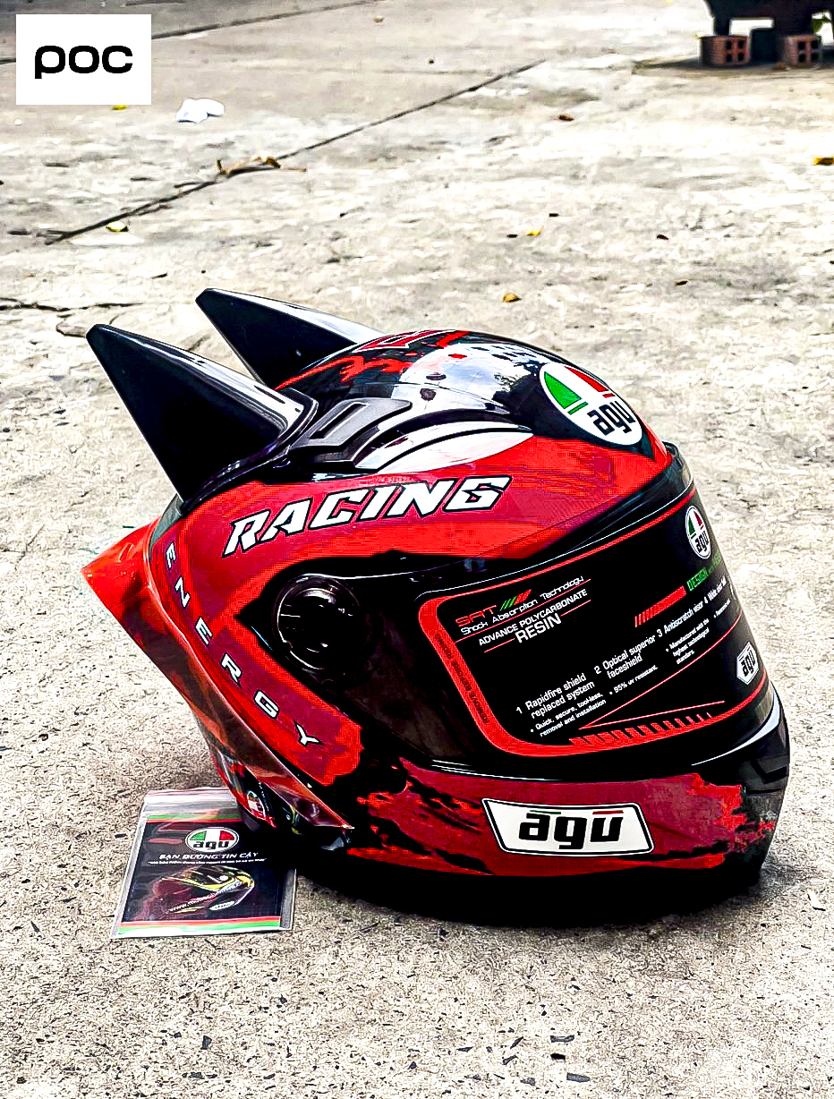 ( Đuôi gió Đỏ) Mũ bảo hiểm FF AGU RACING ĐỎ kèm đuôi gió và sừng batman+ túi đựng nón