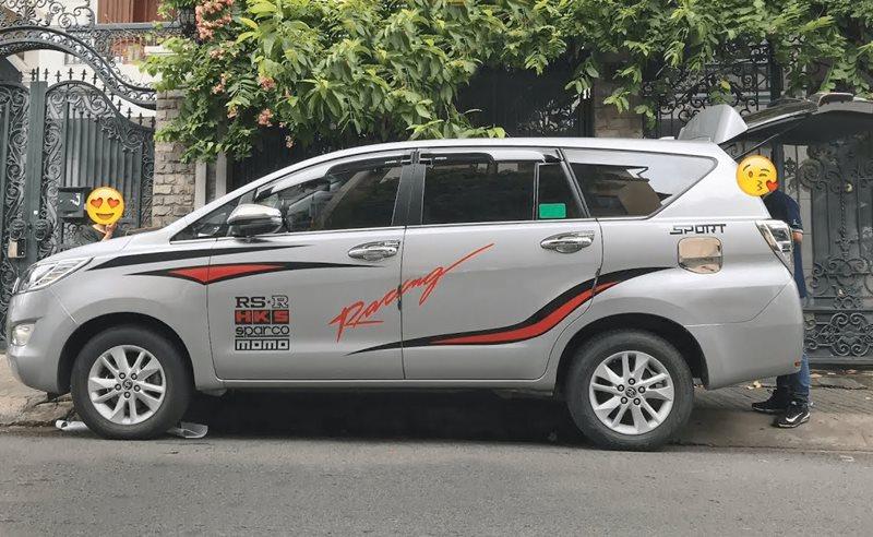 Tem Dán Xe Toyota Innova Bạc Racing