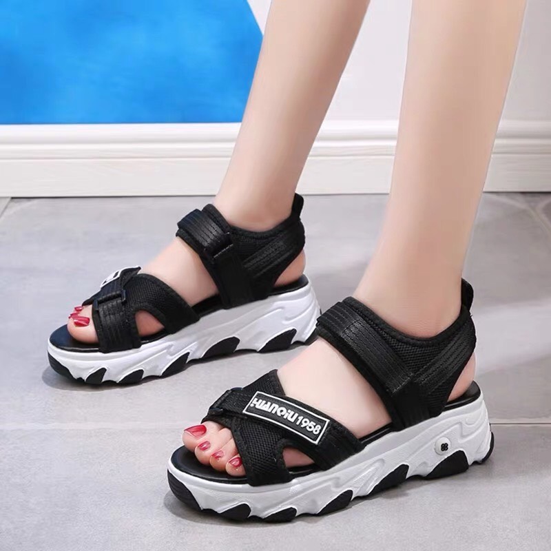 Sandal đế bánh mì siêu chất