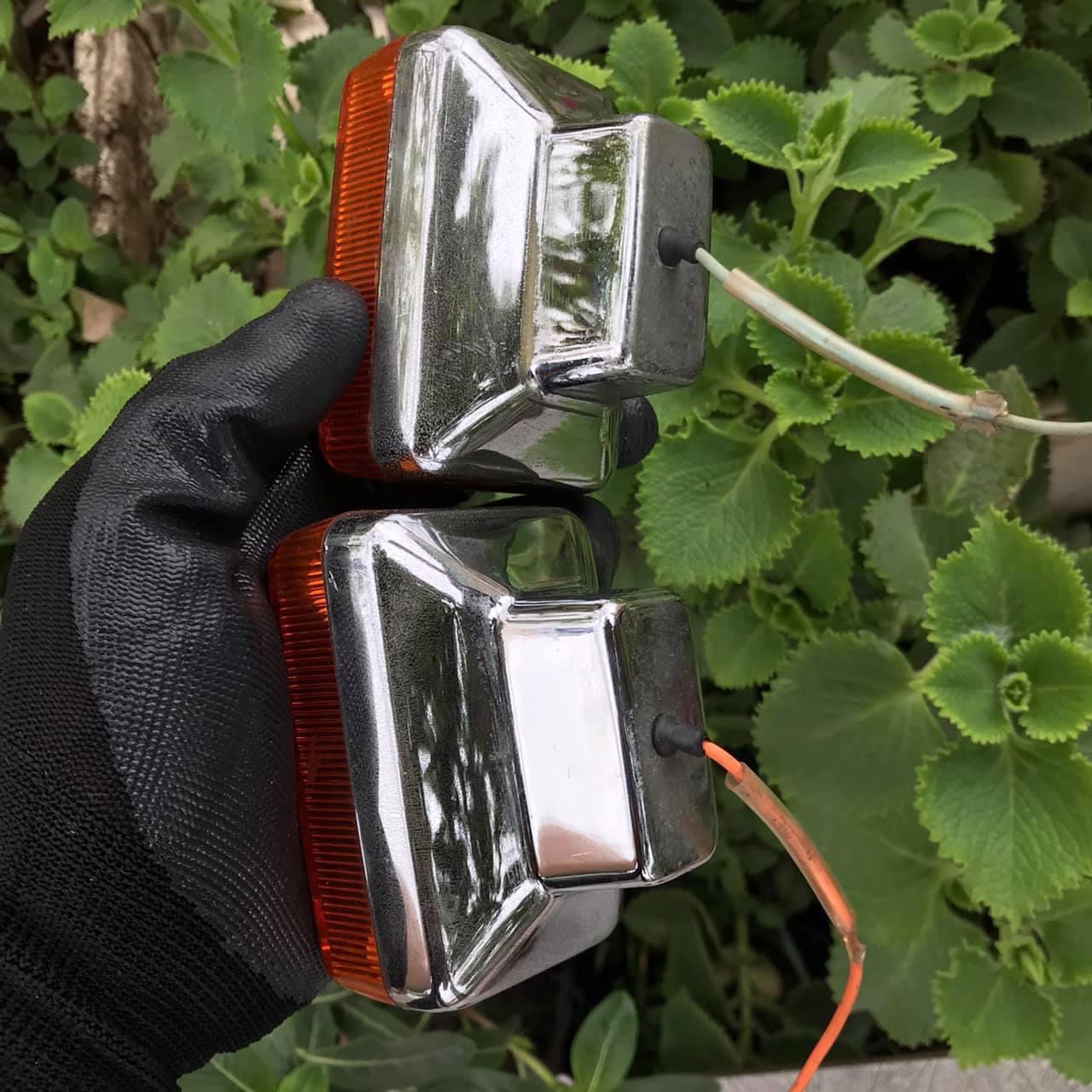 Cặp xin nhan trước honda cub 82 ( hàng tháo xe) có bán lẻ