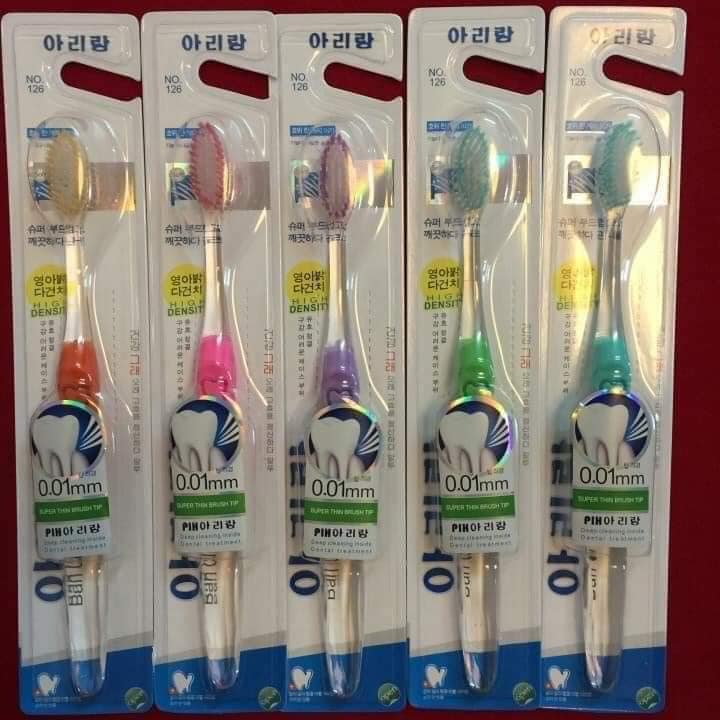 Combo 30 chiếc Bàn chải Hàn Quốc hộp nhựa mã 126