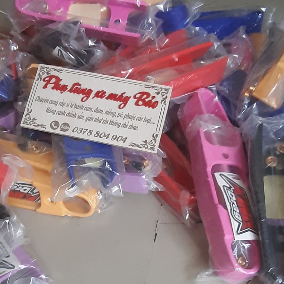 cao su gấp KING DRAG gắn dòng xe phuộc giữa ( nếu ae chọn màu thì vào phần chát gi chú cho shop)