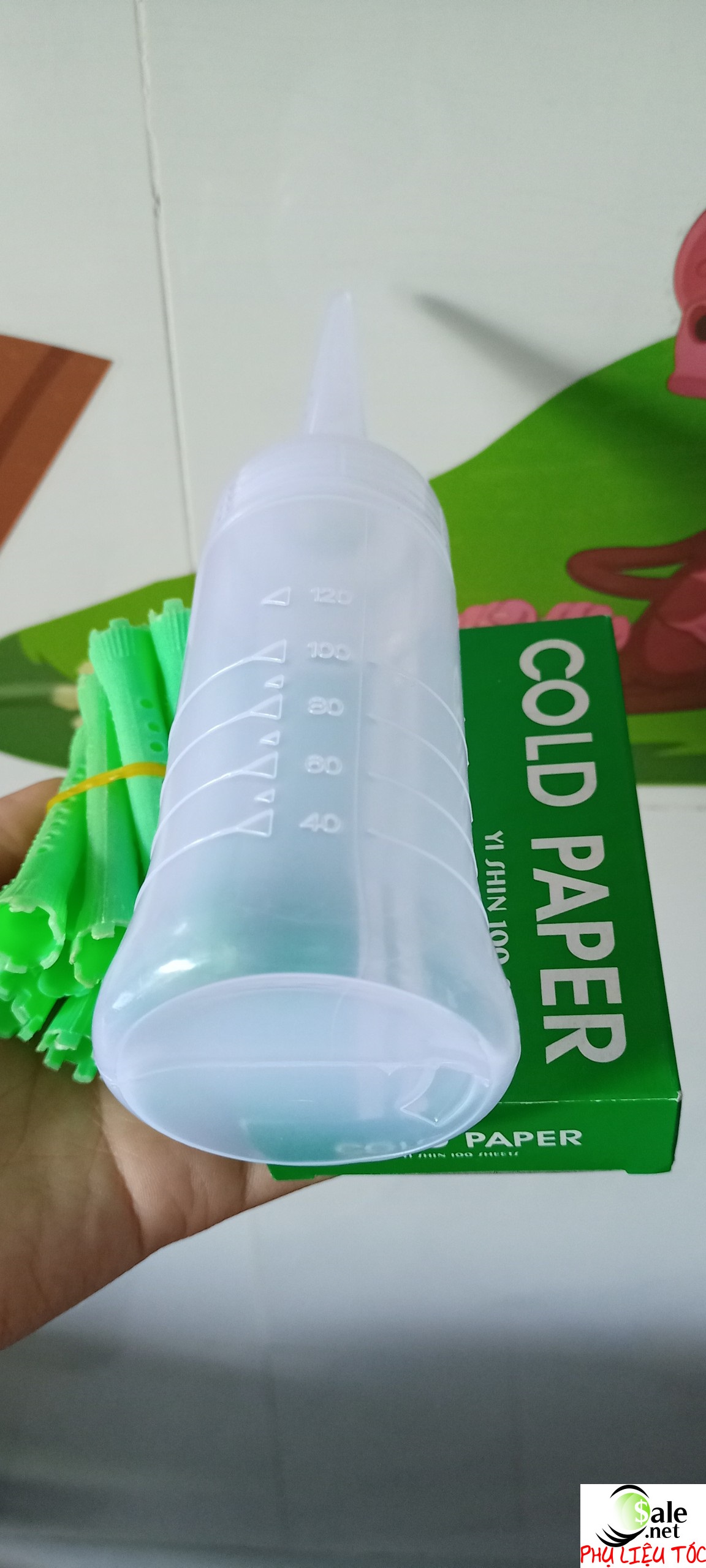 Dụng cụ nhuộm tóc có trục uốn, bình tra, giấy uốn lạnh