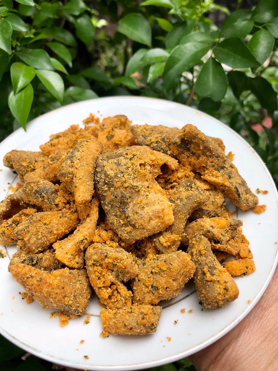 Da cá trứng muối hủ pet 230g cực phẩm