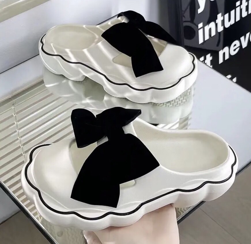 Sục eva nơ tiẻu thư sang chảnh
