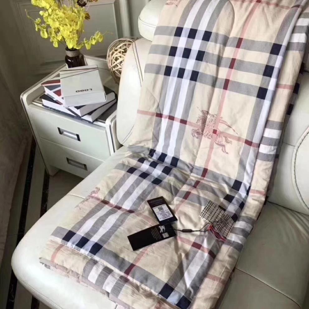 Chăn đũi hè burberry kẻ họa tiết cao cấp 2mx2.3m 9fity chăn hè thu-họa tiết sang trọng cotton 100 mềm mát