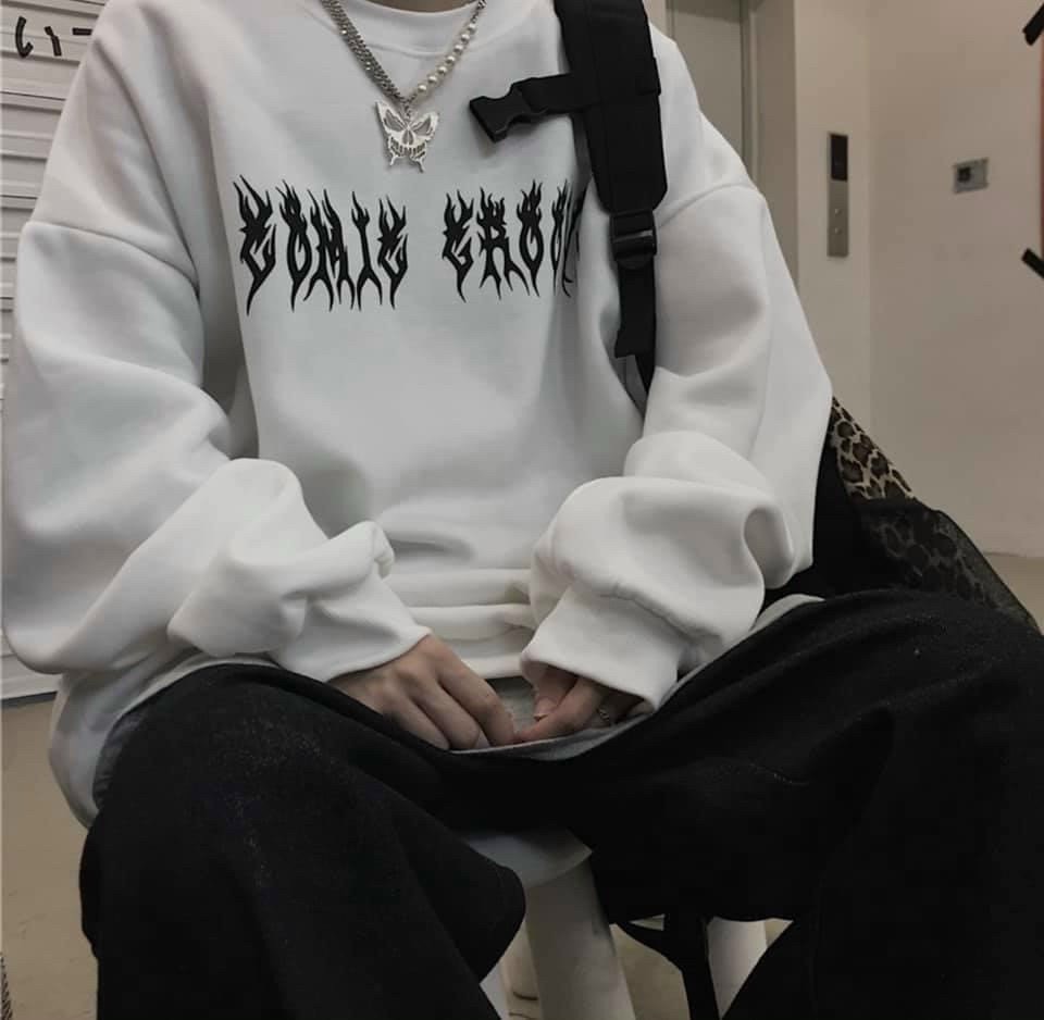 Sweater dragon
