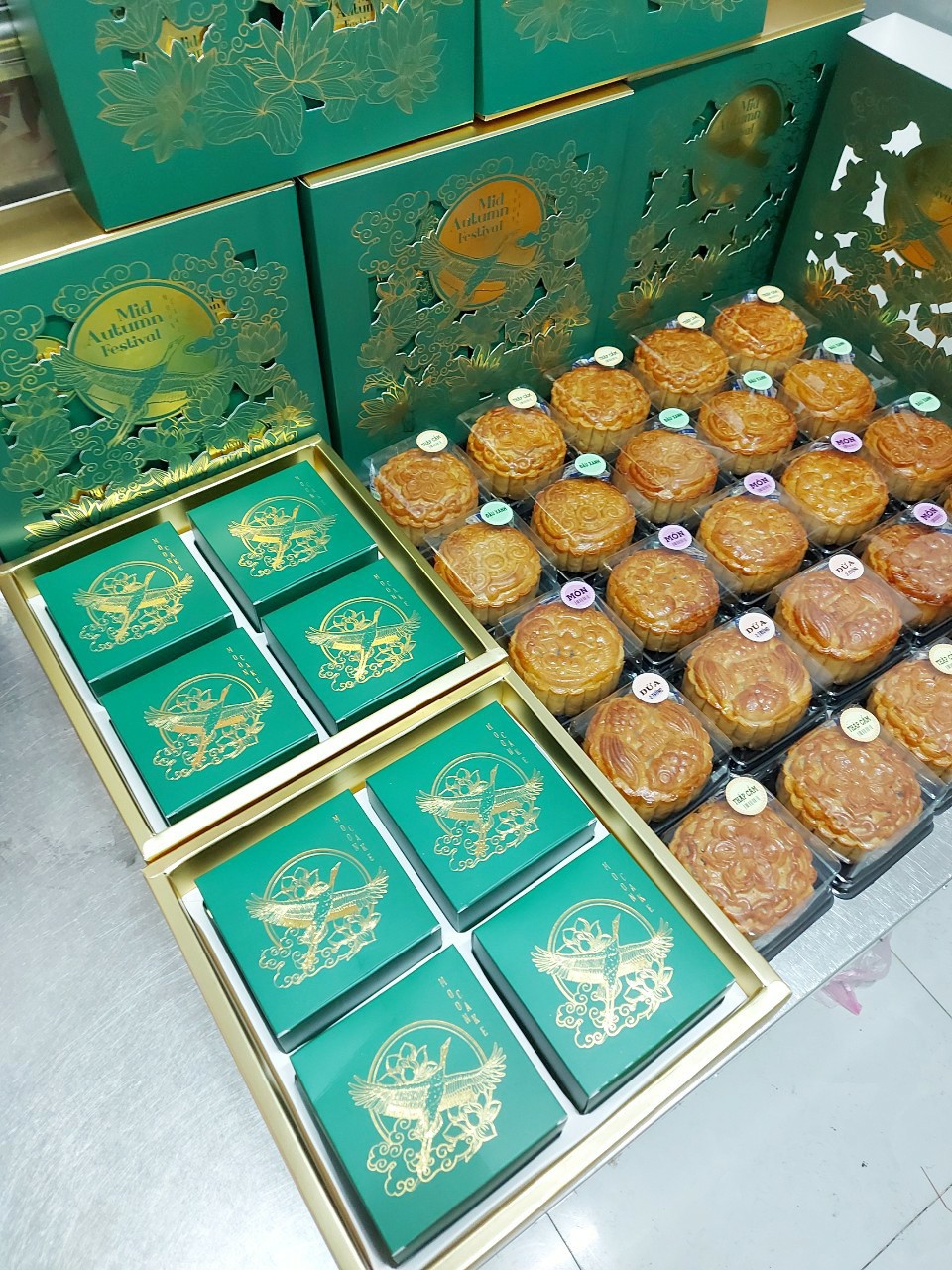 [HCM]Bánh Trung Thu Nhân Đậu Xanh Hộp 4 cái 220gr