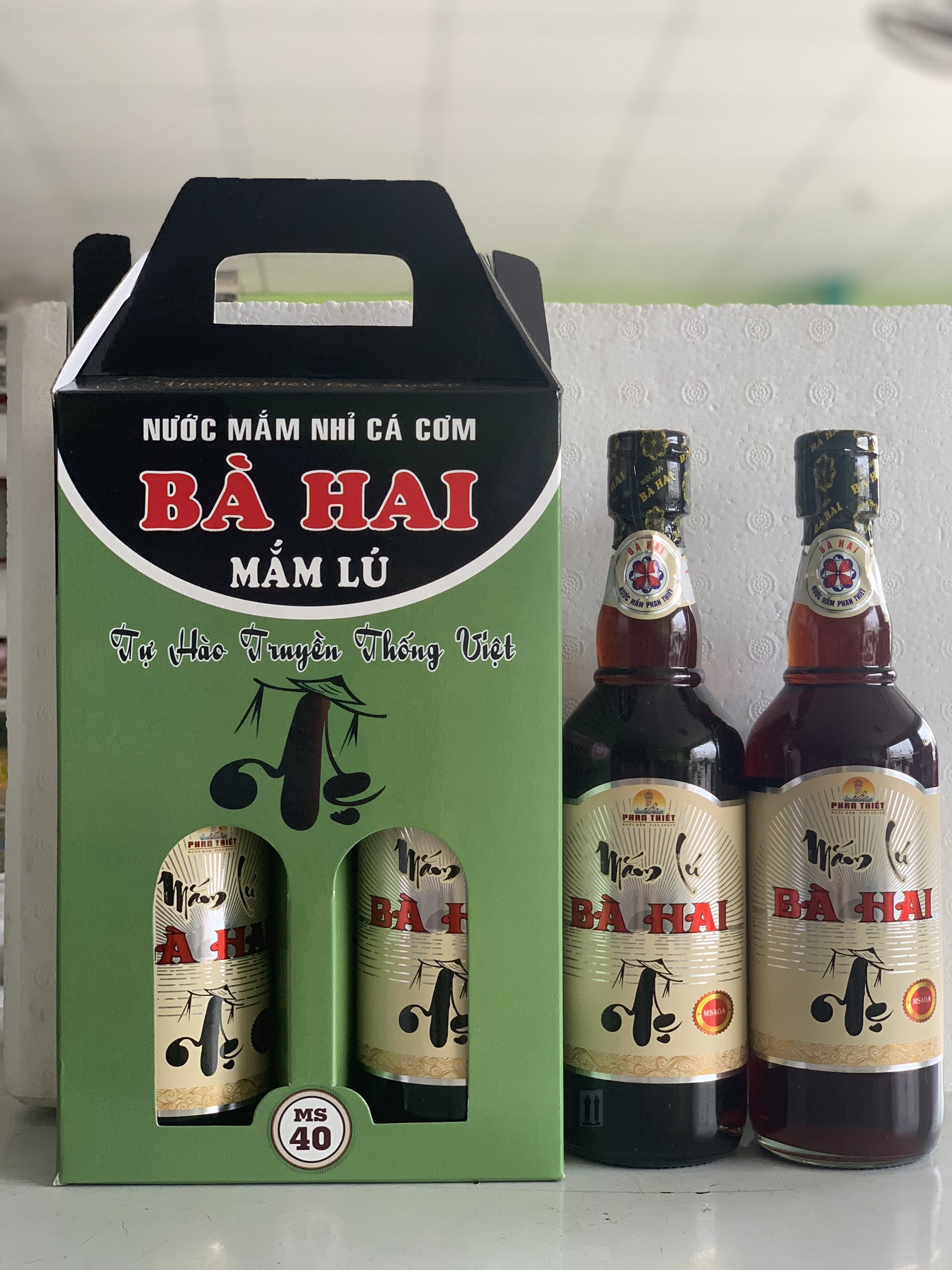 Xách nước mắm lú cá cơm bà hai 40 độ đạm