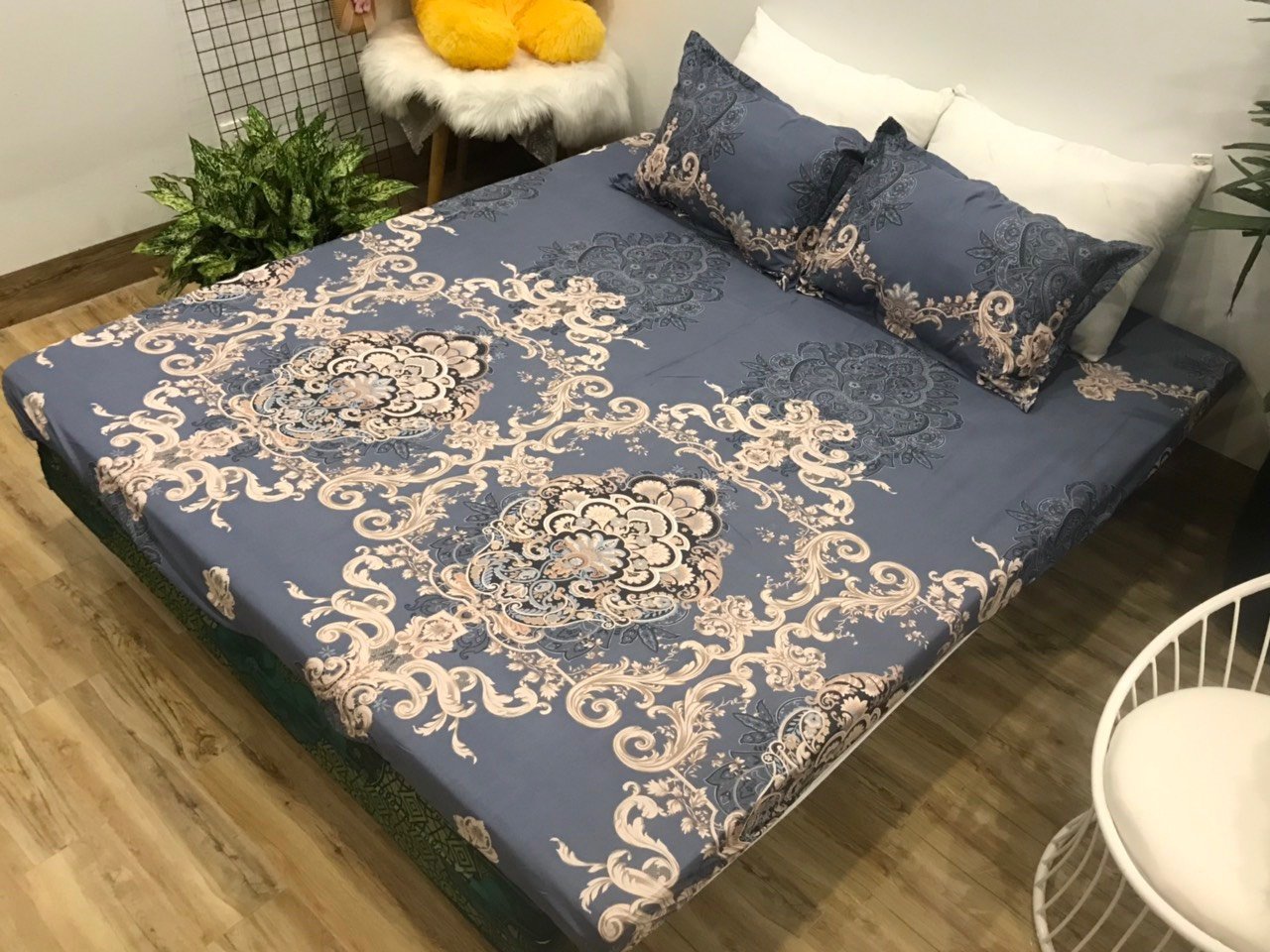 Bộ ga gối cotton poly 3 món họa tiết hoàng gia ghi