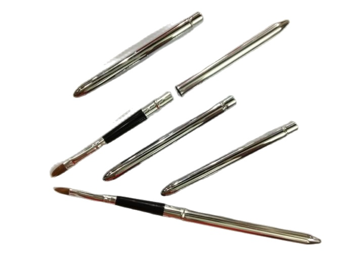 Cọ Đánh Son Môi có nắp Tiện Lợi Giá Rẻ