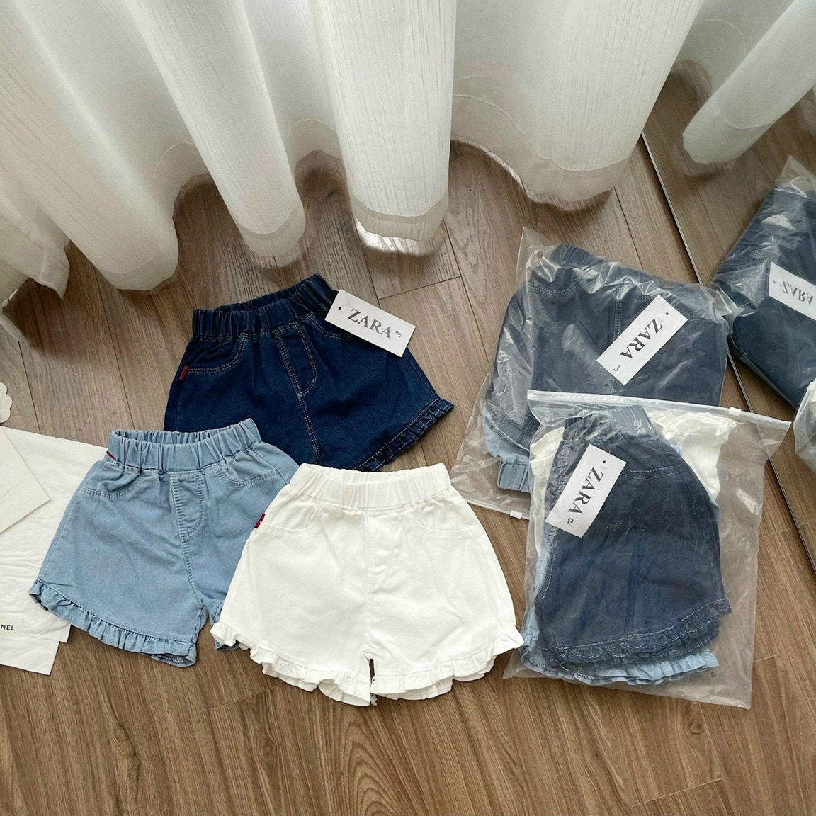Quần sooc jean/bò mềm cho bé gái từ 8-24kg