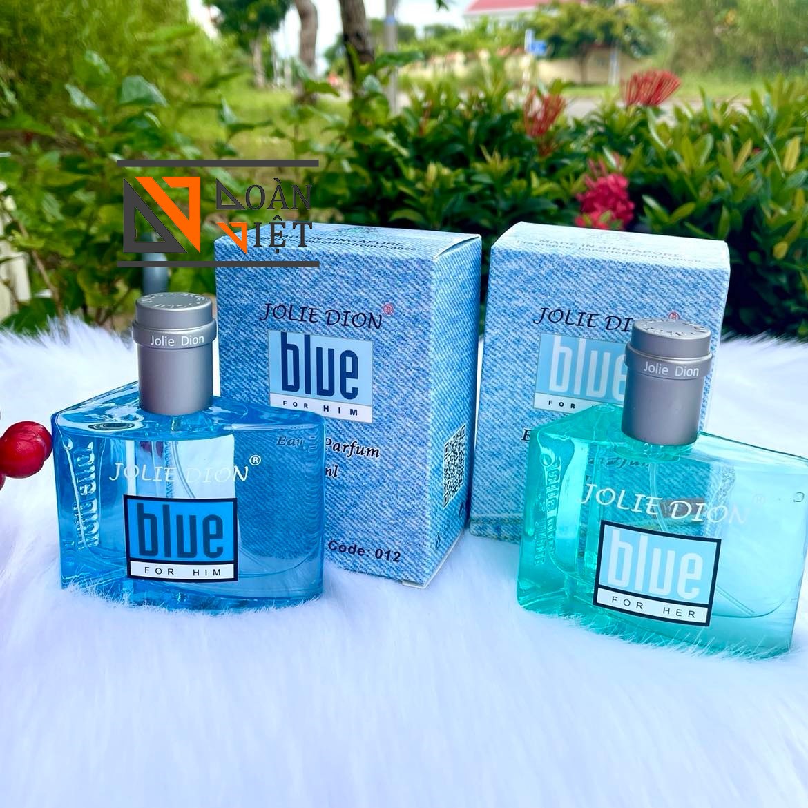 Nước hoa BLUE Jolie Dion Nam và nữ - Cam kết hàng chuẩn Singapore 60ml. Hương thơm quyến rũ, lưu hương 8 tiếng