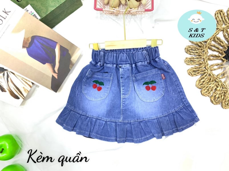 Chân váy jean thêu dâu kèm quấn cho bé gái 12-25kg