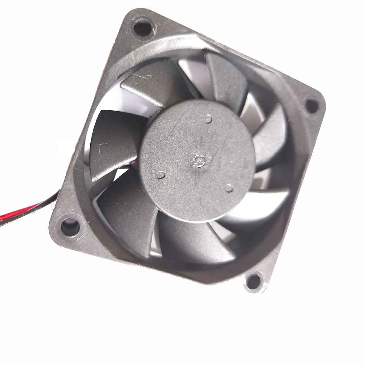 Quạt tản nhiệt 12v