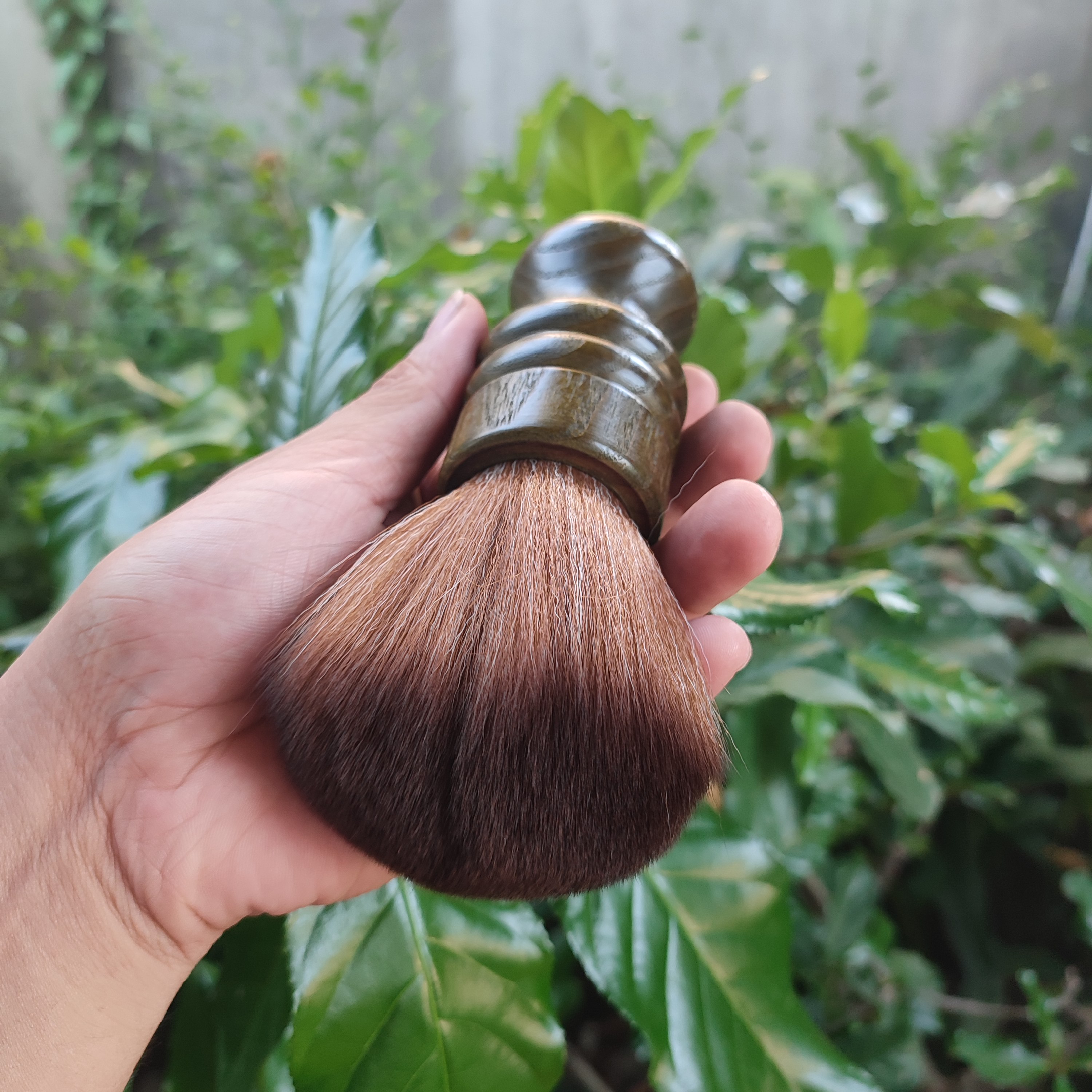 Chổi Phủi Tóc Dành Cho Salon, Barber Chuyên Nghiệp Lông Mượt Mềm Mịn Cán Gỗ