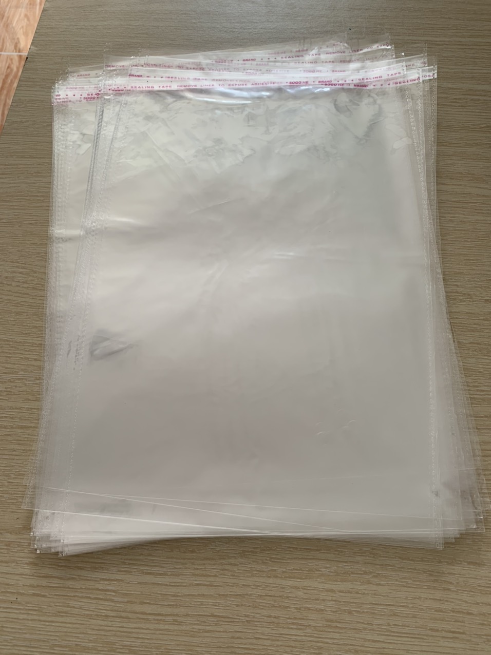 Túi OPP dán keo đựng quần áo, phụ kiện...