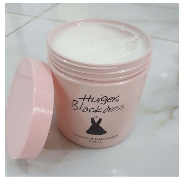 Kem ủ xả tóc siêu dưỡng mềm mượt huiger black dress 1000ml