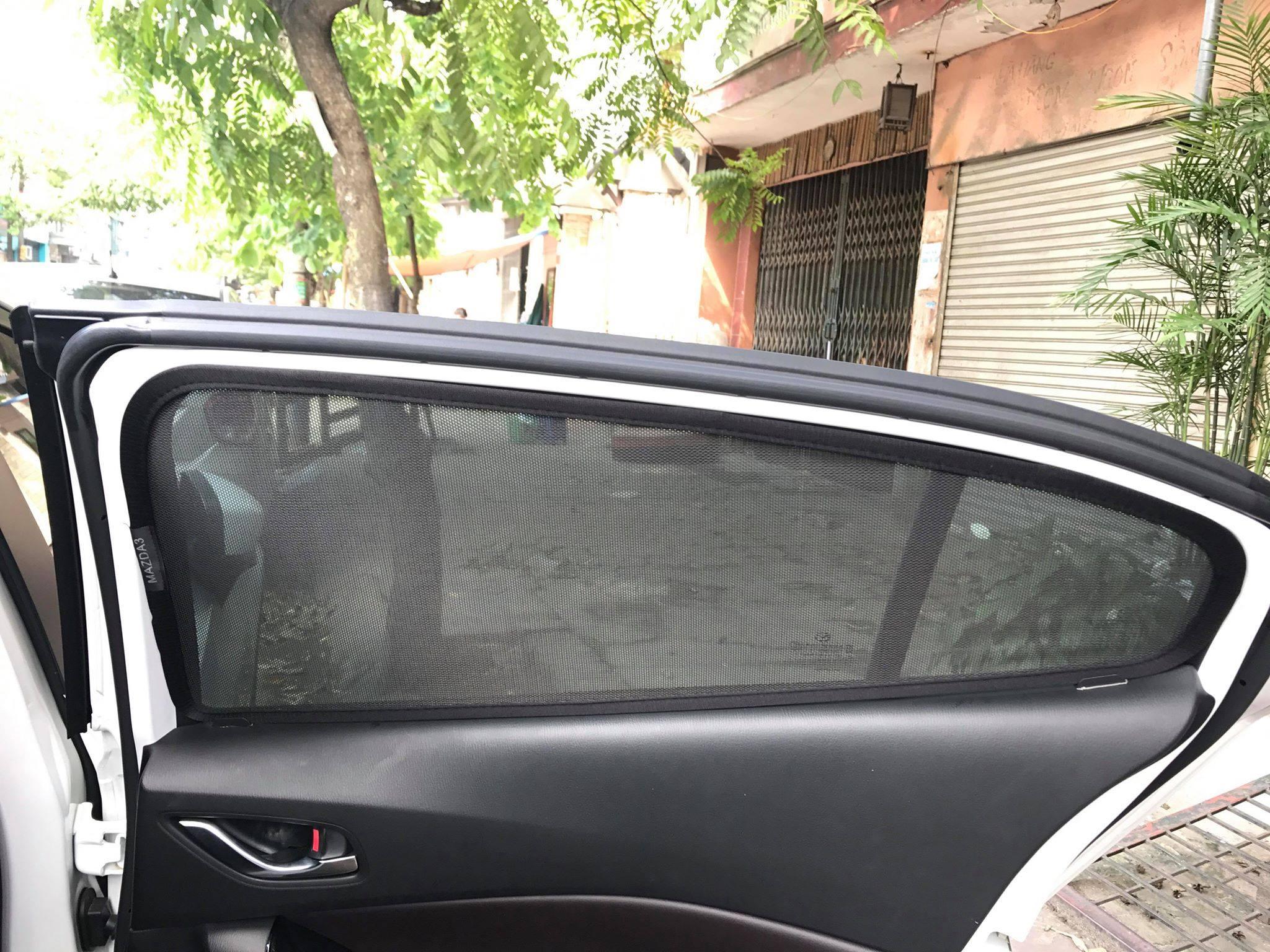 Rèm che nắng kính sườn theo xe mazda 3 2015-2019