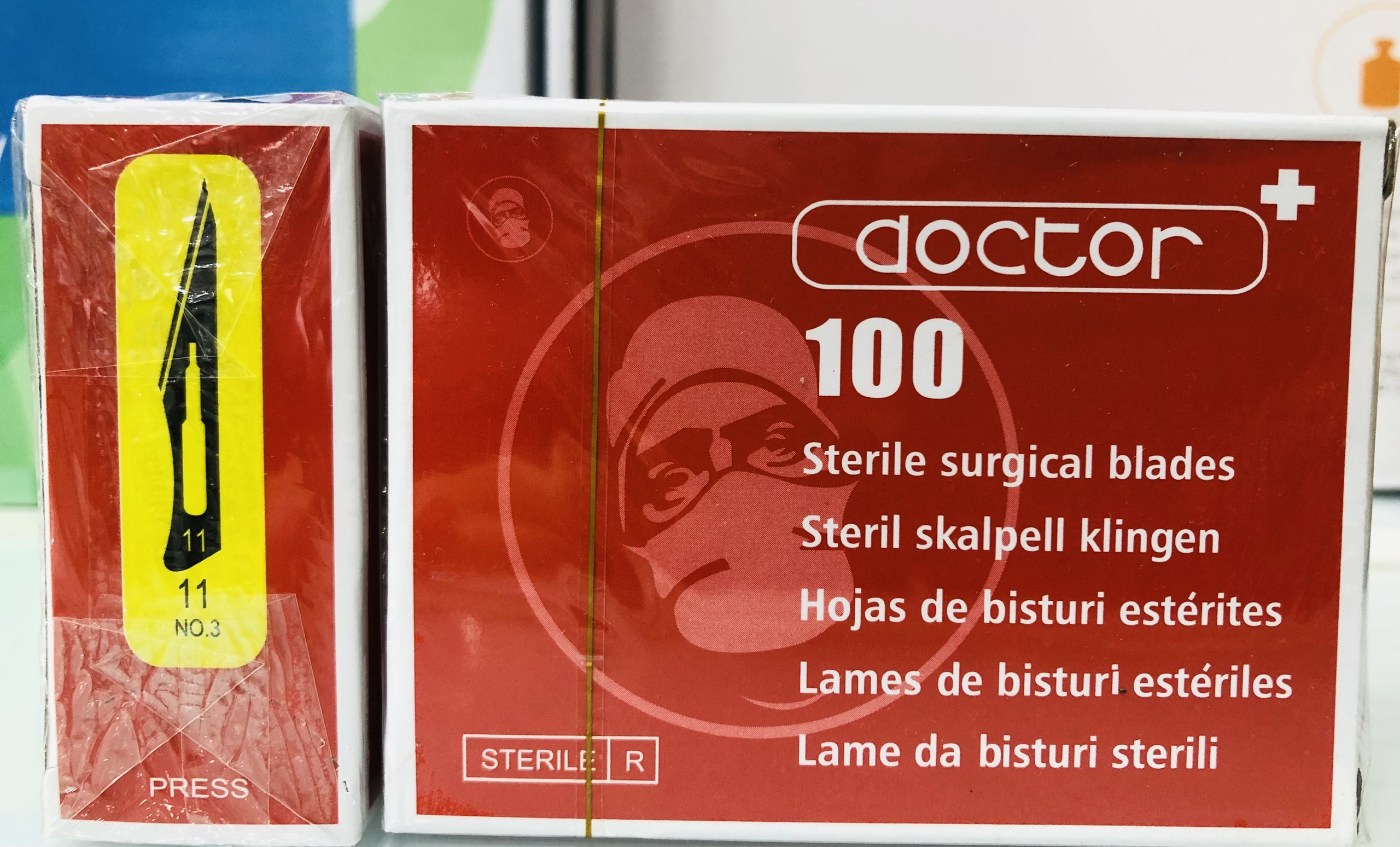 Dao mổ số 11 , dao chích mụn