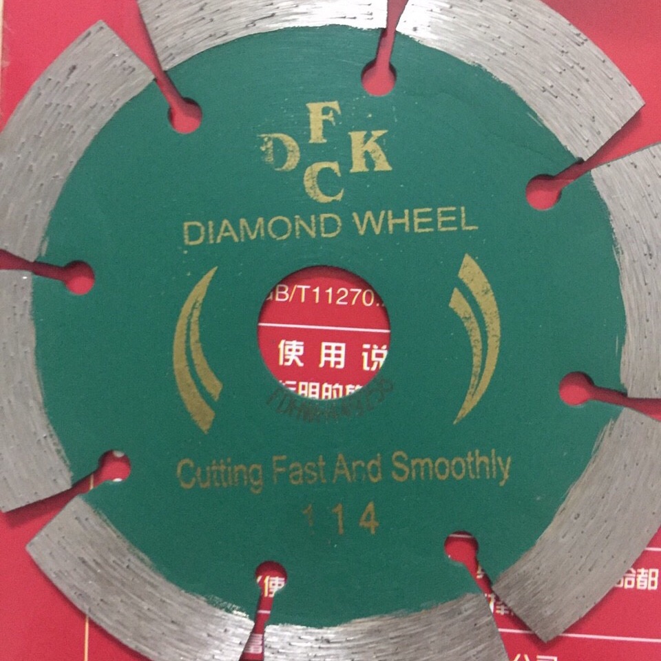 lưỡi xẻ đá hoa cương, đá ấn độ, đá đen trung quốc, cắt tường, cắt bê tông Kt 114mm combo 10v