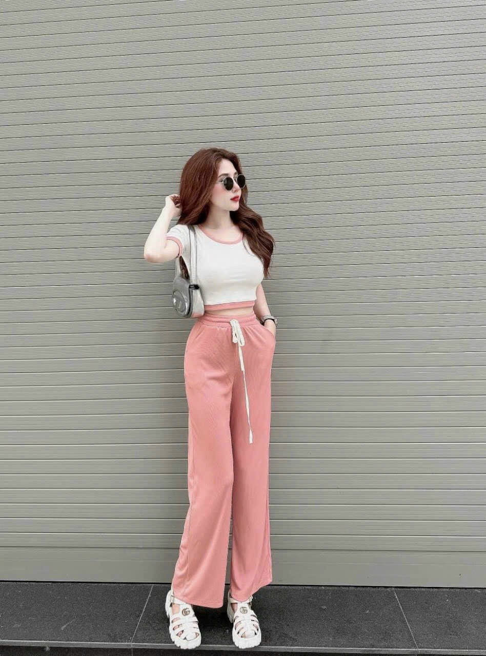 Set Bộ Chất Thun Gân Áo Kẻ Viền Dáng Croptop Khoét Lưng Kèm QUần Dài Ống Suông , 3 Màu Hồng Đen Xanh Lá