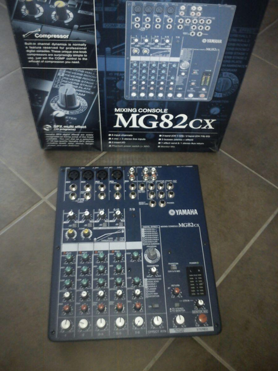 Mixer yamaha mg82cx
