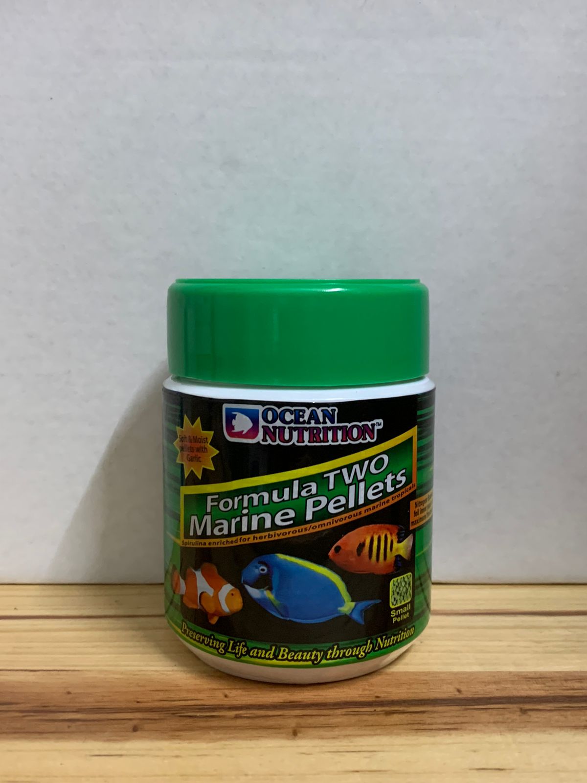 Thức ăn cho cá biển dạng hạt Formula 2 Ocean Nutrition 100g