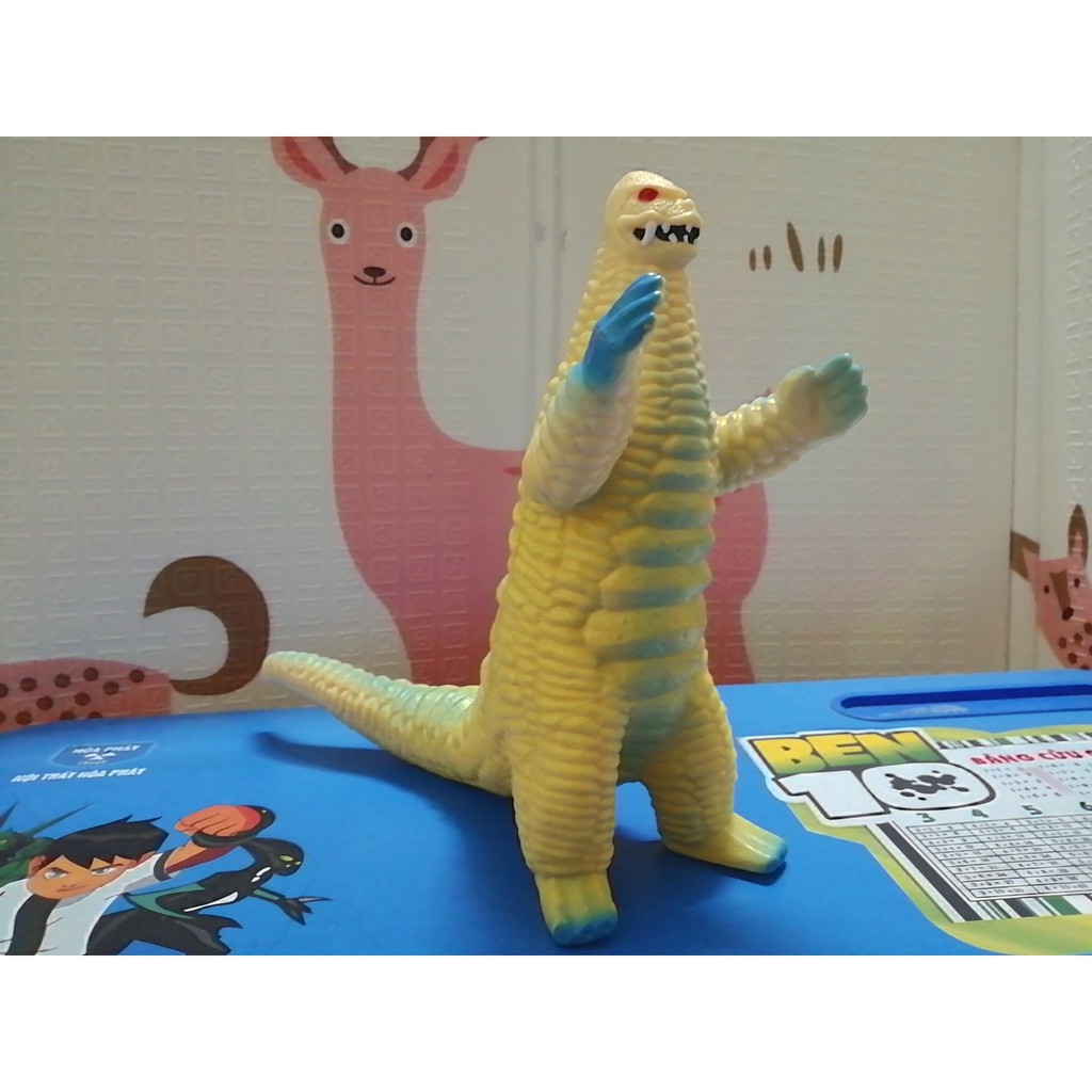 Mô hình Quái vật Red King 30cm Kaiju Bandai Ultraman Serie Siêu nhân điện quang