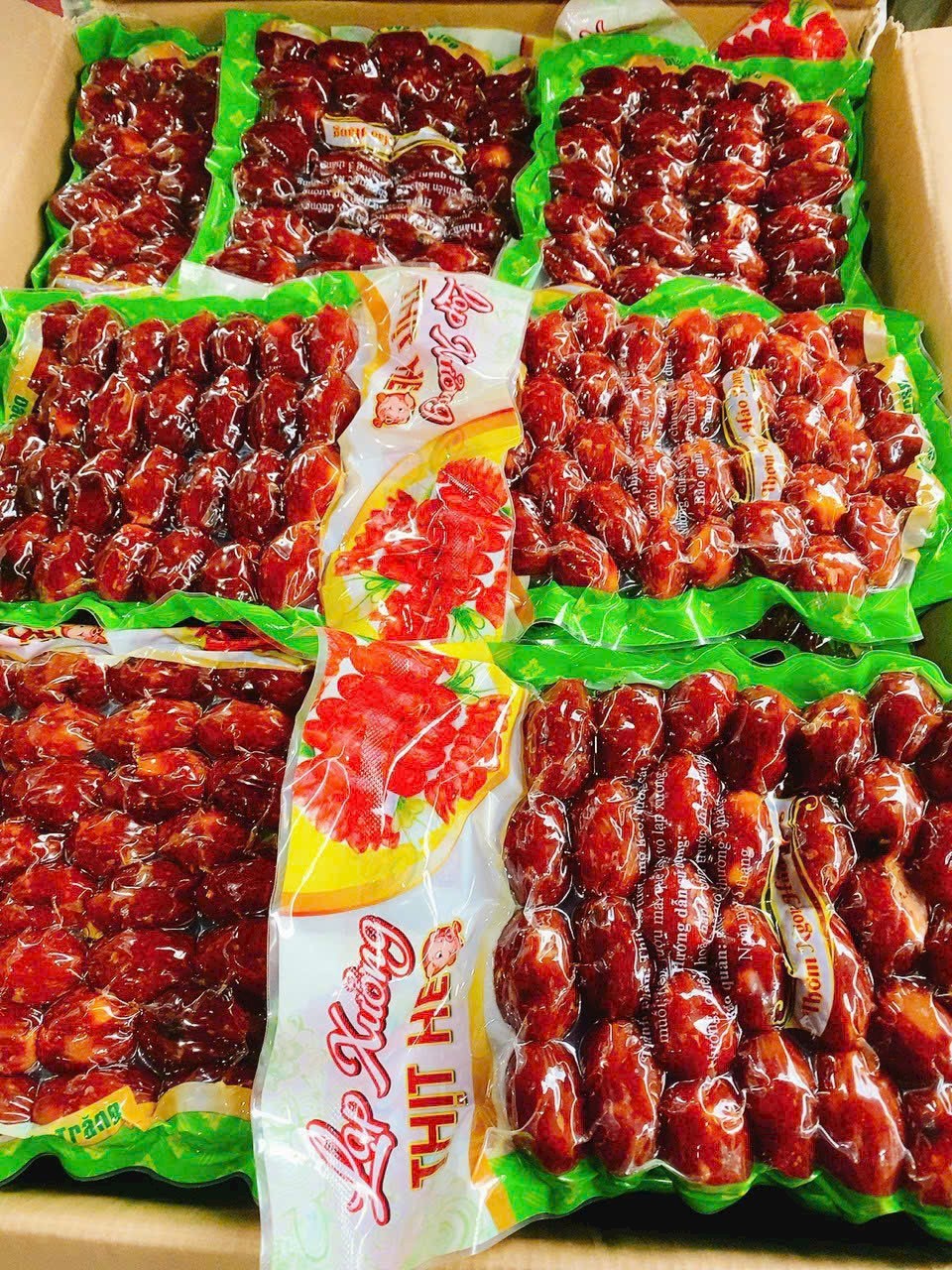 Lạp xưởng hồ lô trứng muối