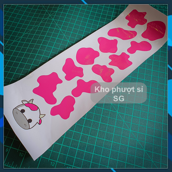 Tem sticker dán mũ bảo hiểm nửa đầu hình bò sữa hồng siêu dễ thương - tem decan dán mũ chống nước bò sữa