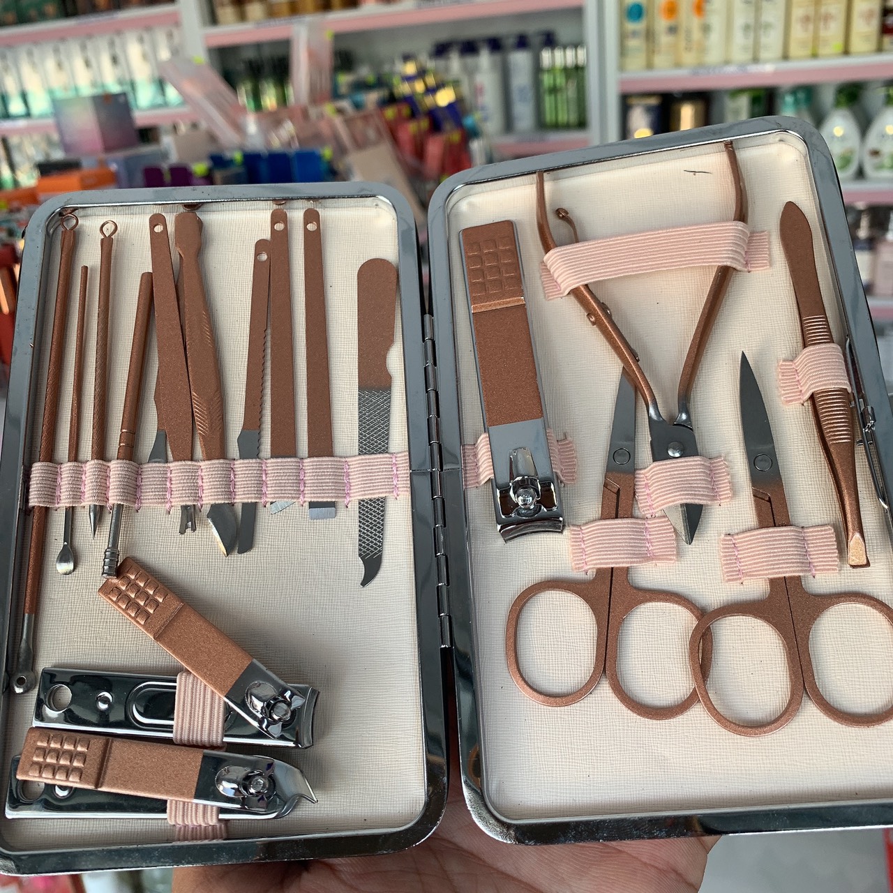 Bộ kiềm cắt móng set 18 món cho cả gia đình