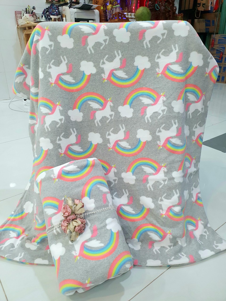 Sale 100k còn 99k-mền nỉ cotton thái cầu vồng văn phòng, đi học, du lịch