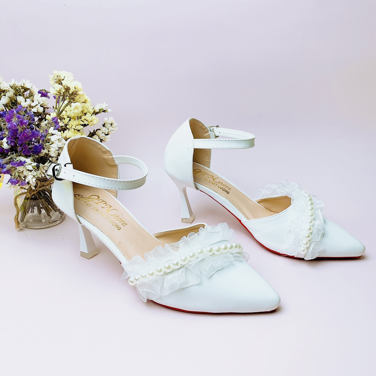 Giày cao gót nhọn 7p bít mũi phối ren lưới dún kết hạt châu kèm ảnh thật - BM08