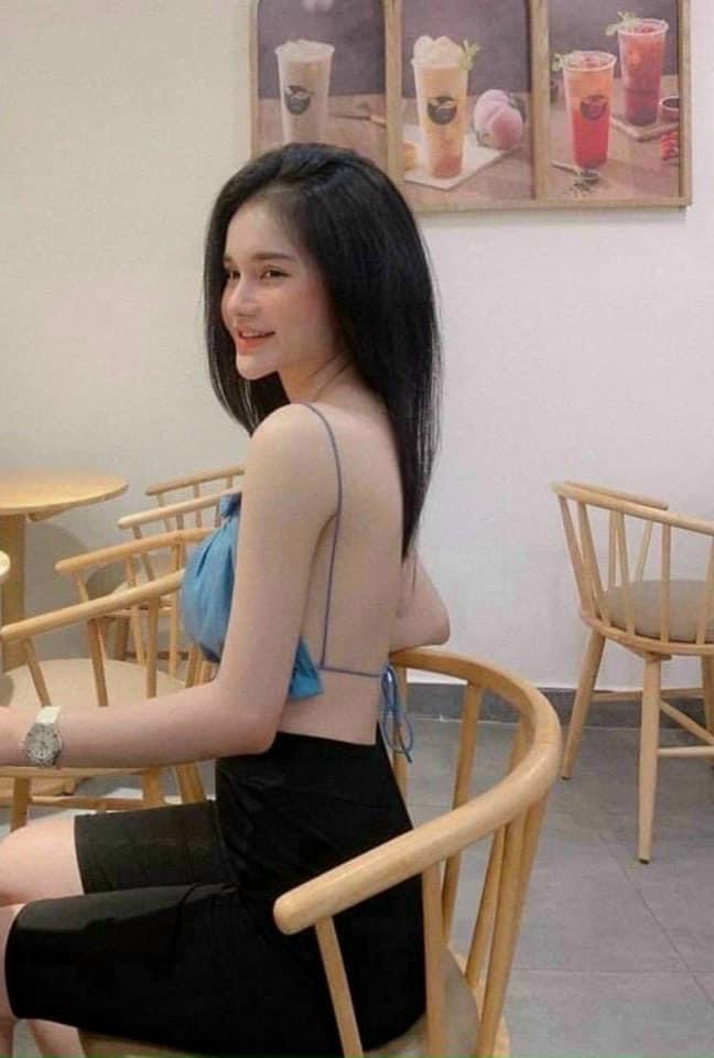Áo cúp ngực cột dây lưng sexy