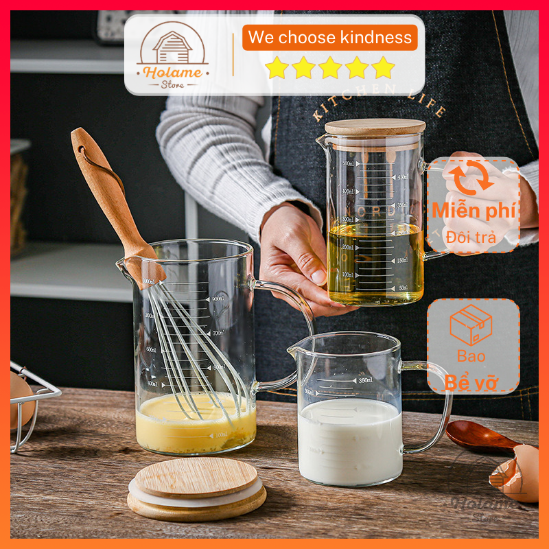 Cốc chia vạch, bình chia vạch bằng thủy tinh chịu nhiệt có miệng rót kèm nắp gỗ